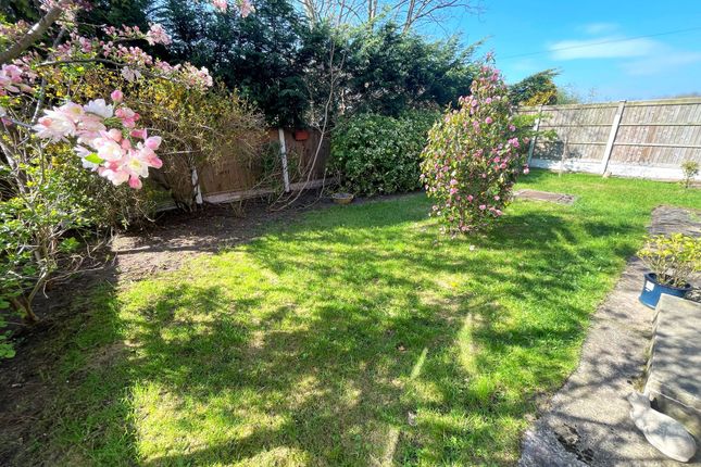 1 Woodlands Court, Knutsford photo 4