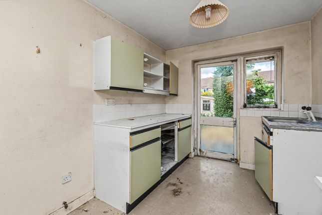 11 Isis Way, Sandhurst photo 5