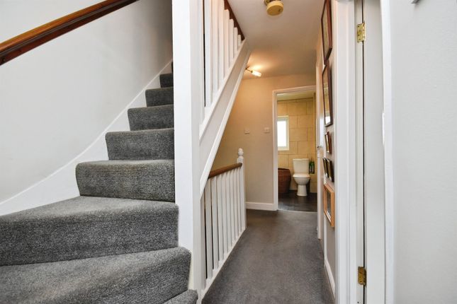 59, West Thorpe, Basildon photo 4