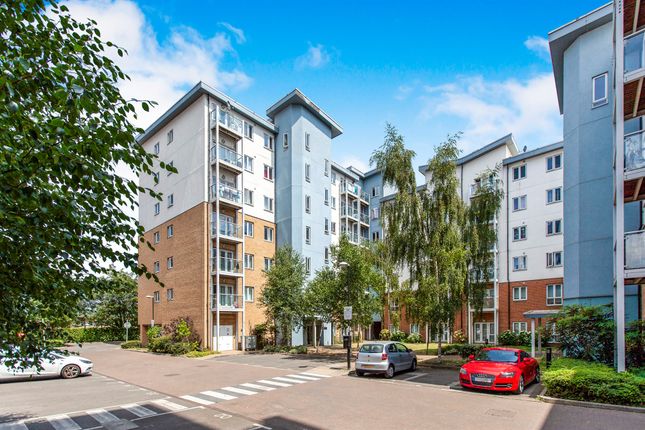 2 bed flat for sale in Mill Street, Slough SL2
