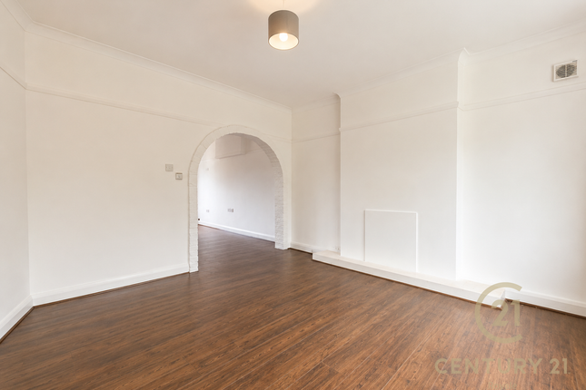 69, Bramshaw Rise, NEW MALDEN photo 5