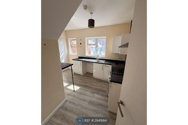 B Bargates, Leominster photo 3