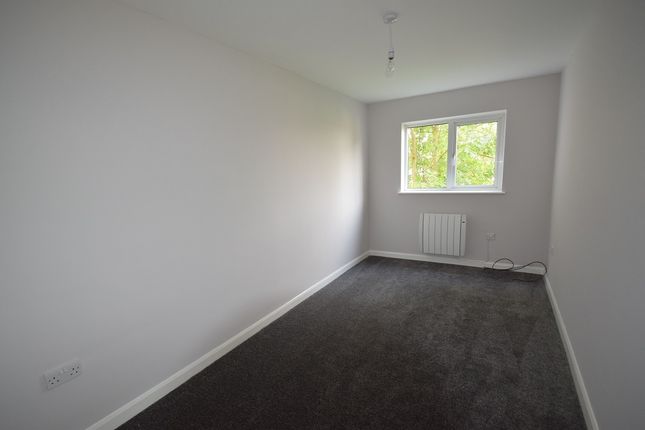 Flat 3 Sovereign Court, 1217, London Road, LEIGH-ON-SEA photo 5