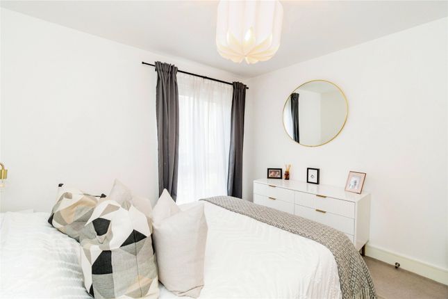 Flat for sale in Meridian Way, Southampton, Hampshire
