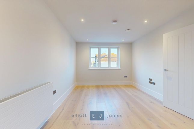 Plot 4, Freya Lodge, Loughton photo 4