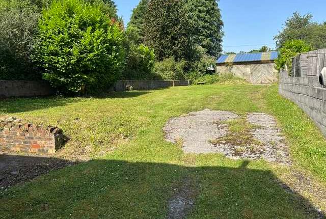 61, Blaenau Road, LLANDYBIE, Ammanford photo 2