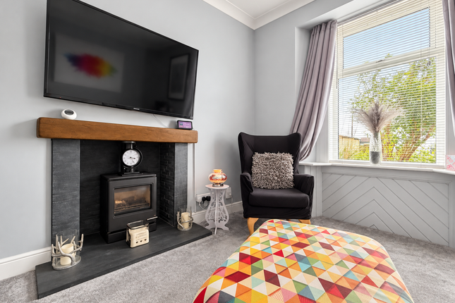 25, Munro Street, Larbert photo 4