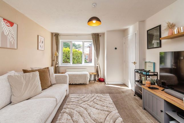 26, The Ridings, Cannock photo 3