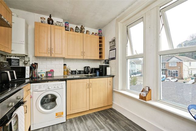 Flat 2, 10, Hope Road, Isle of Wight photo 4