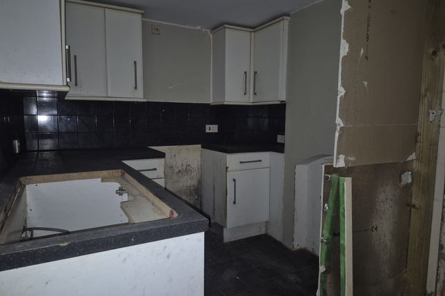 Basement Flat, 7 Richmond Street, Herne Bay photo 3