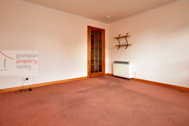 17 Ashgrove Square, Elgin photo 3