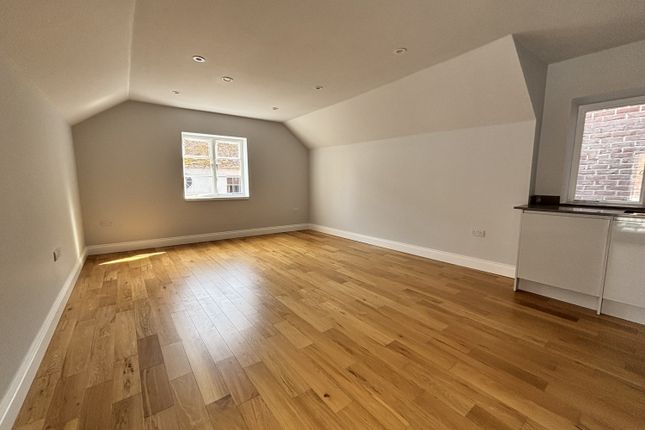 Flat 3, 48 Catherine Street, Salisbury photo 3