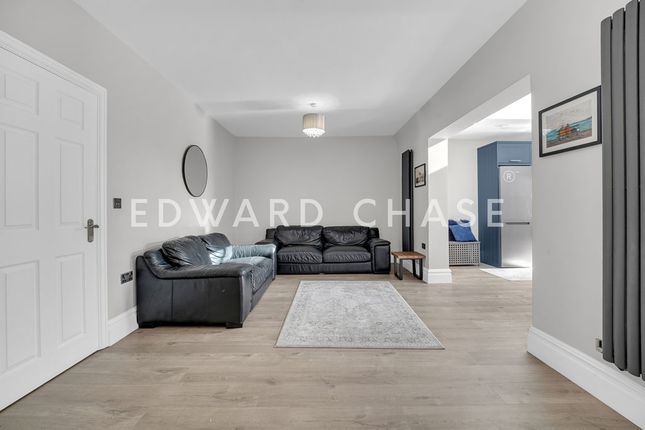 117, Mayesbrook Road, Ilford photo 2