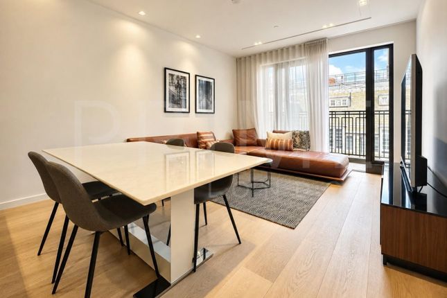 N503, Lincoln Square, Holborn photo 3