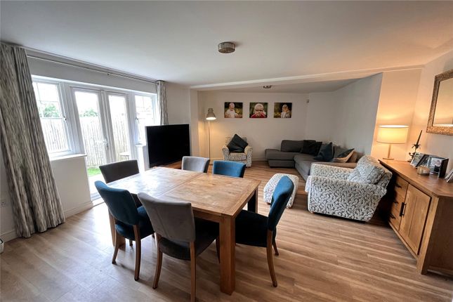 33, St. Swithins Road, Fleet photo 3