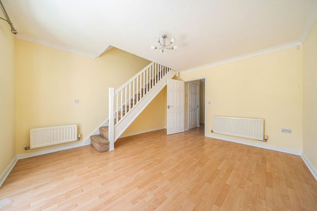 25 Holders Close, Billingshurst photo 4
