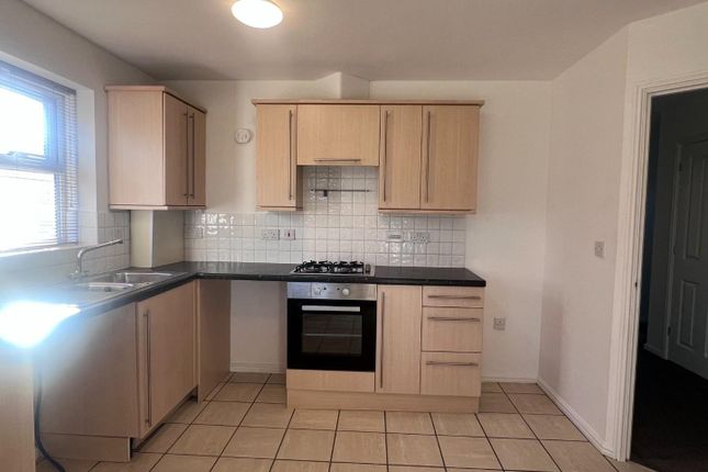 309, Longacres, Bridgend photo 5
