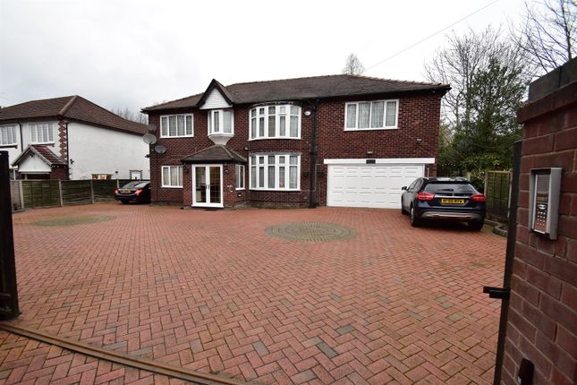 Thumbnail Detached house for sale in Jacksons Lane, Hazel Grove, Stockport