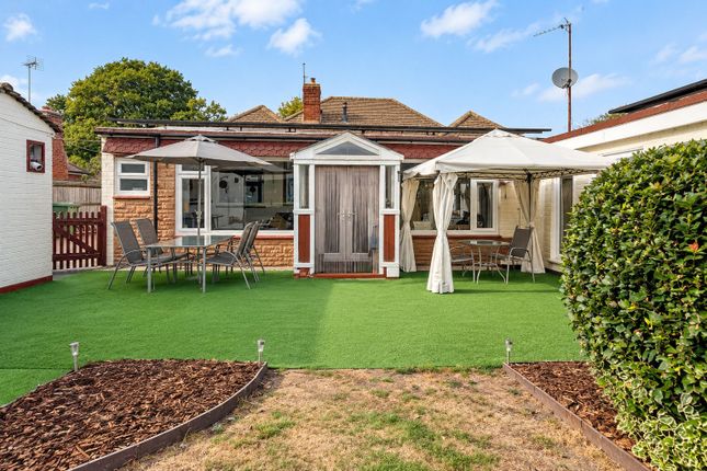 26 Moulsham Copse Lane, Yateley photo 4