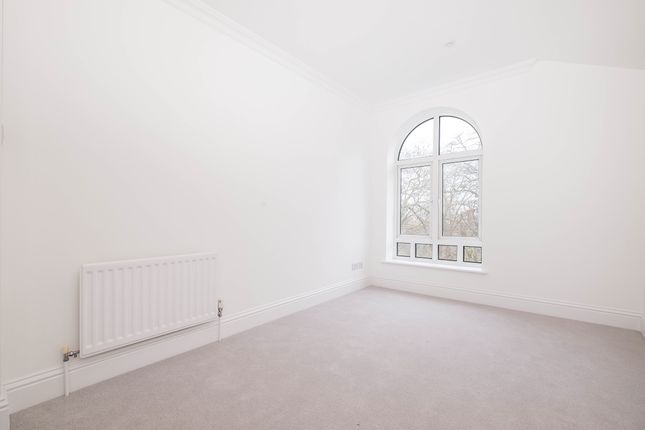 7, Tyne House, Samuel Gray Gardens, Kingston Upon Thames photo 3