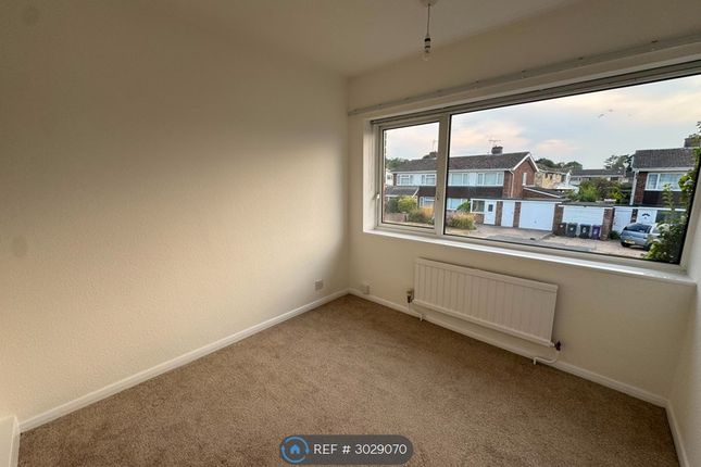 Poplar Drive, Royston photo 5
