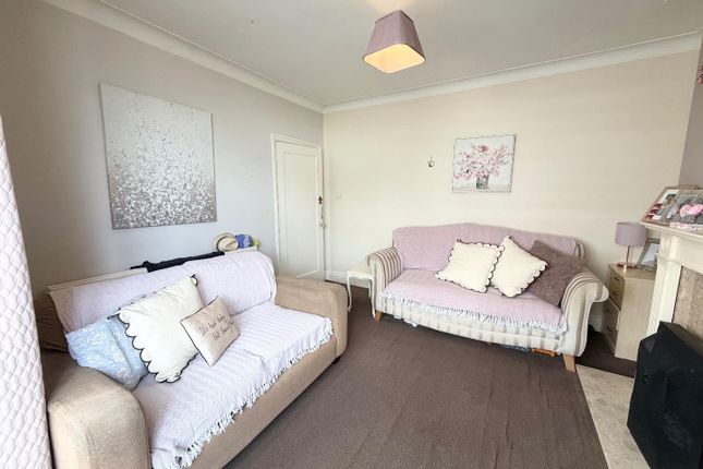 1, Highfield Crescent, Stockton-On-Tees photo 2
