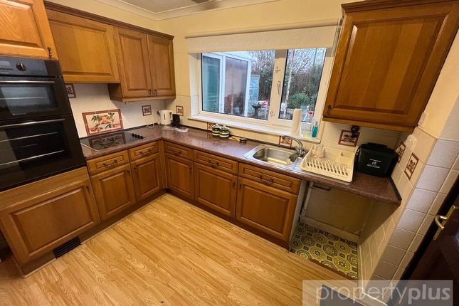 18, Heol Y Coed, Pontypridd photo 4