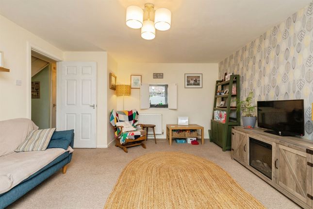 35, Magdalene Road, Radstock photo 3