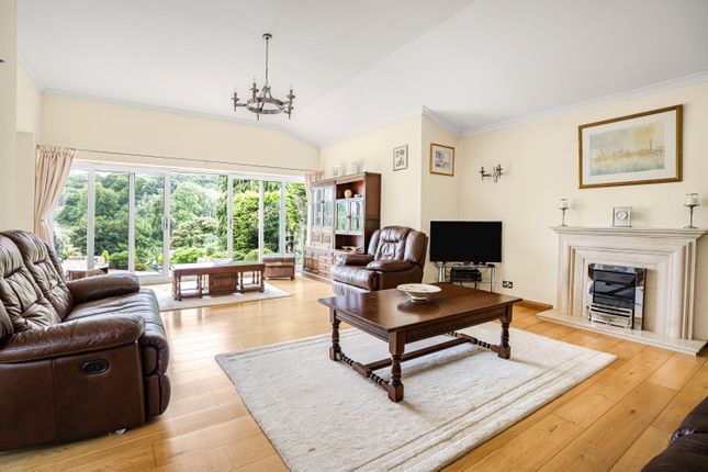 6, Longdean Park, Hemel Hempstead photo 4