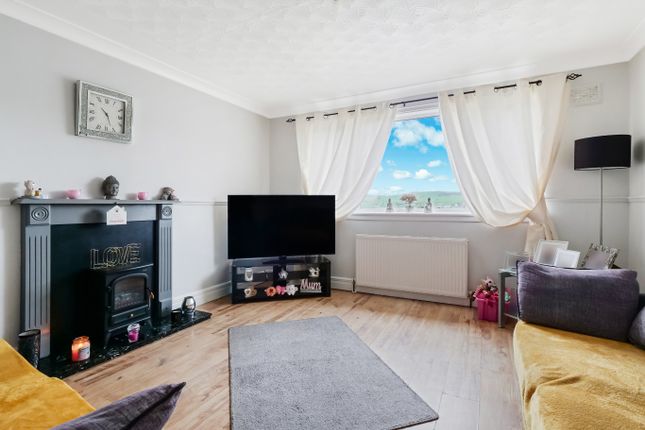 31, 31, Swan Court, Maybole photo 4
