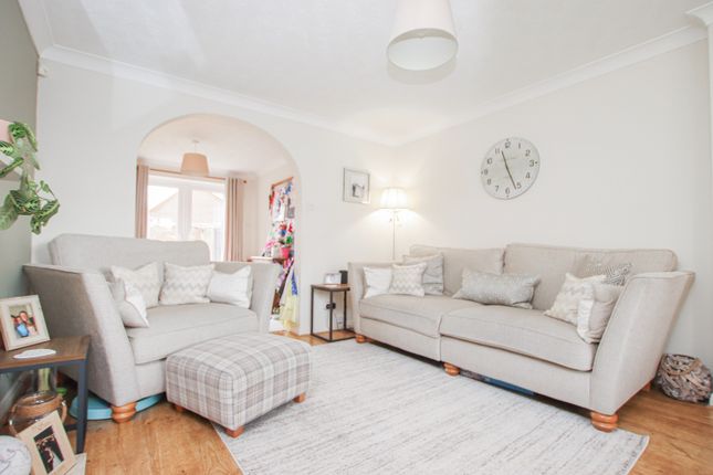 15 Saxon Way, Ingham, Lincolnshire photo 2