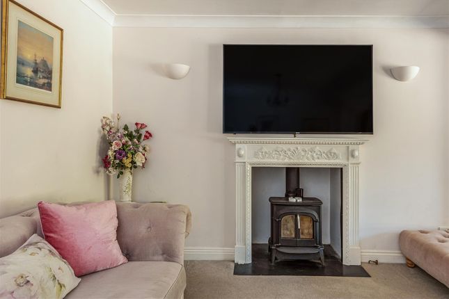 61, Havant Road, Drayton photo 4