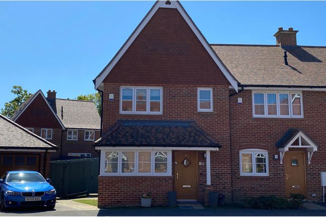Thumbnail End terrace house for sale in Barford Drive, Wokingham