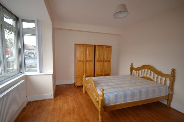 438, North Circular Road, London photo 4