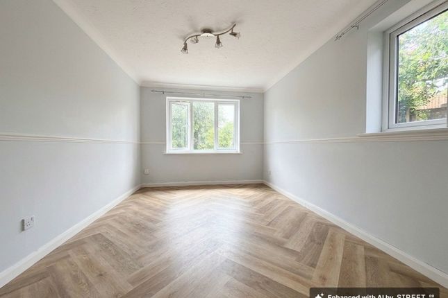 Flat G, Araby Court, Southampton photo 2