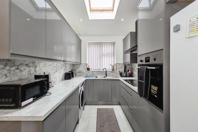 61, Lloyd Street South, Greater Manchester photo 2