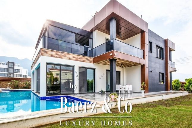 Villa for sale in Edremit