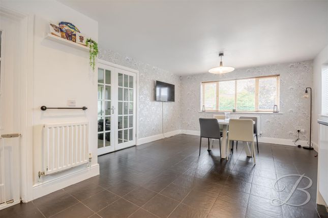 84, Hillsway Crescent, Mansfield photo 4