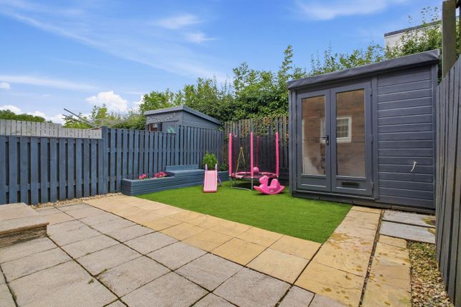 55, Woodhill Crescent, Irvine photo 3