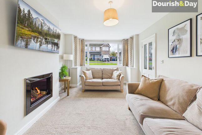 21 Glendower Close, Stafford photo 2
