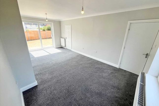 22, Tintagel Green, Nottingham photo 5