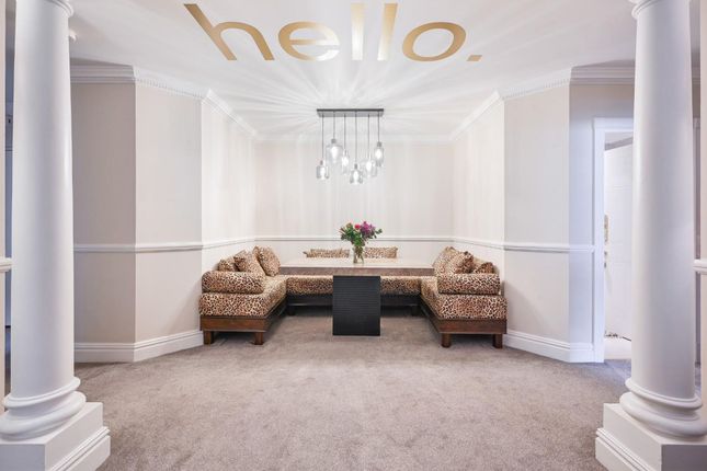 Flat 5, Tudor Lodge St. Monicas Road, Tadworth photo 2
