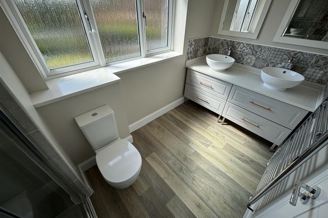 Ensuite Shower Room