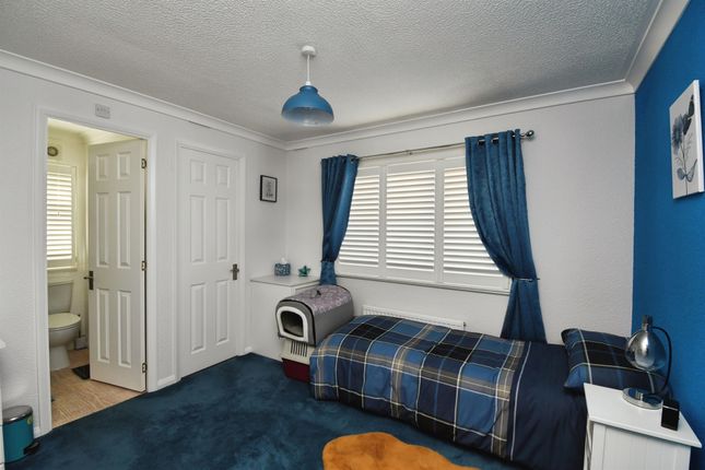 33, Oaklands Park, Woodhall Spa photo 4