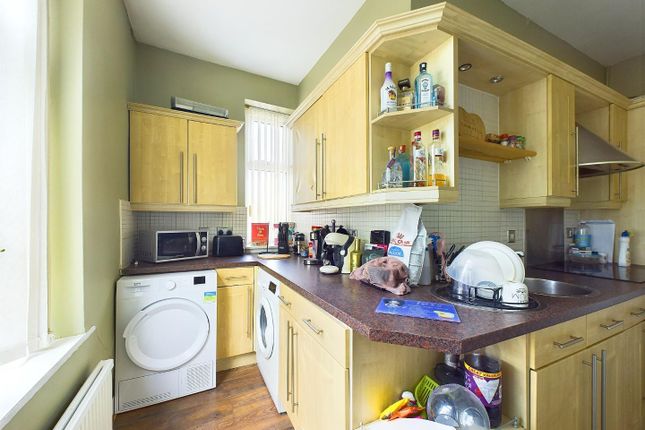 4, Stone Street, Bradford photo 4