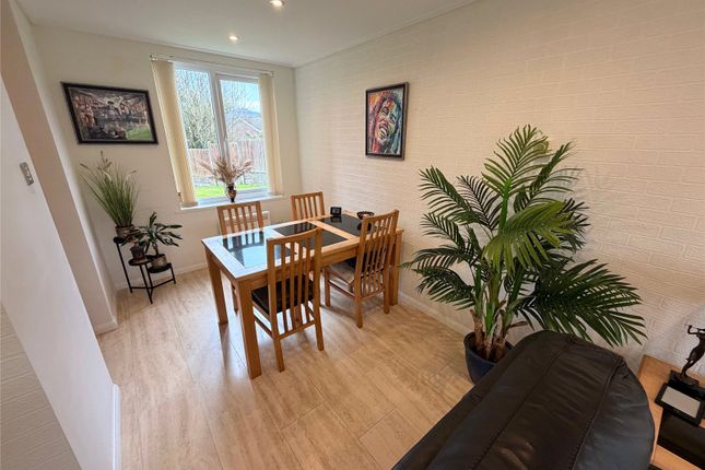 32 Victoria Court,, Stocks Park Drive, Bolton photo 4
