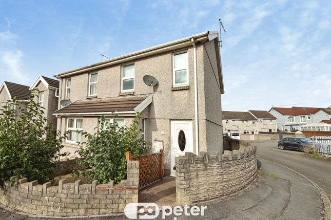 2 Bedroom House in SA15 1LD