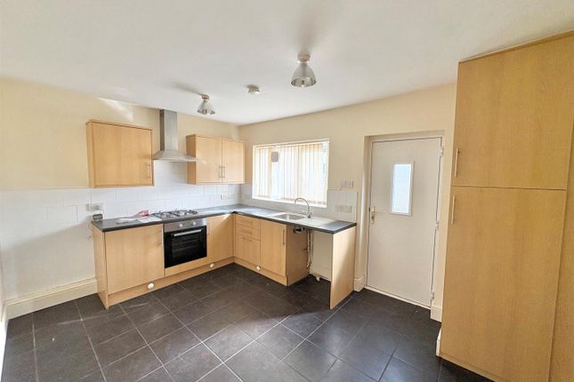 52, Selwyn Street, Leigh photo 3