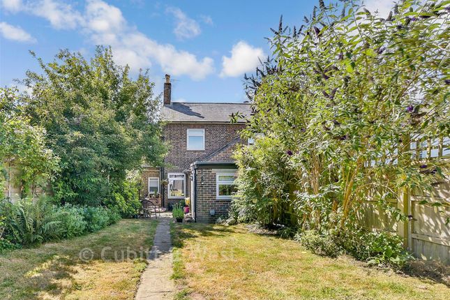 10, Smith Road, Reigate photo 4