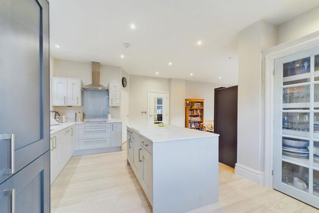Kitchen.Jpg